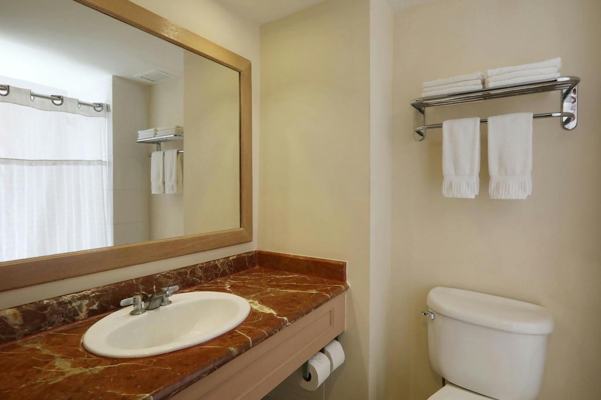 Four Points By Sheraton Санто-Доминго Экстерьер фото